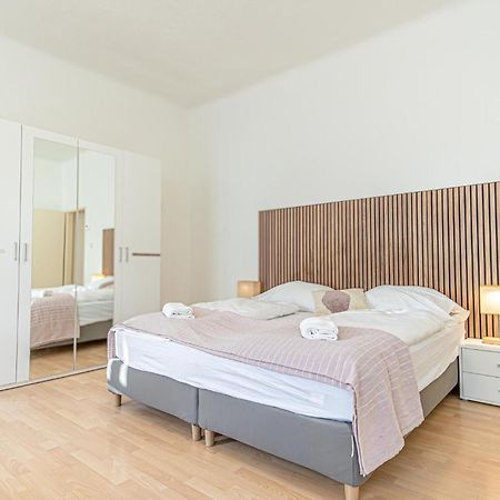 Desirable 2Br - Bookable For Longstays In Lockdown B Вена Экстерьер фото